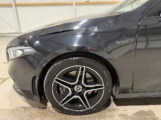 Mercedes A-klasse 250e 118kW Automaat Pano Business Solution AMG Limited picture 15