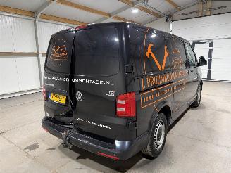 Volkswagen Transporter 2.0TDI 103kW L1H1 Highline picture 6