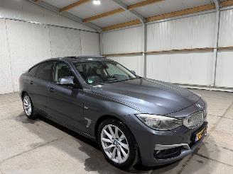 BMW 3-serie GT 320i 135kW Automaat Pano High Executive picture 2