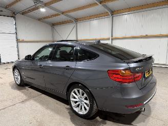 BMW 3-serie GT 320i 135kW Automaat Pano High Executive picture 11