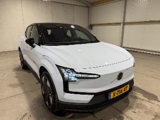 Volvo EX30 69kWh Extended Range Plus 200kW Single Motor picture 3