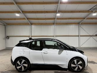 krockskadad bil auto BMW i3 33kWh 125kW iPerformance 94AH 2018/9