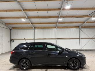 krockskadad bil auto Opel Astra ST 1.2 81kW Design & Tech 2022/5