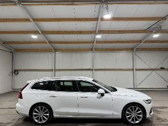 Unfallwagen Volvo V-60 2.0T6Hybrid 186kW Automaat Twin Engine AWD Momentum Pro 2020/6