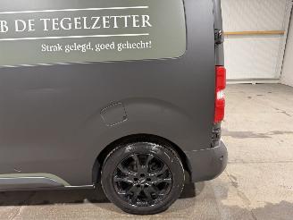 Peugeot Expert 1.5BlueHDI 75KW Standard Premium picture 15