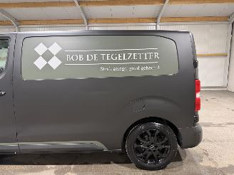 Peugeot Expert 1.5BlueHDI 75KW Standard Premium picture 13