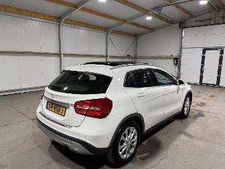 Mercedes GLA 200 115kW Automaat Ambition Pano picture 6