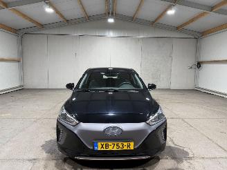 Hyundai Ioniq 28kWh 88kW Comfort EV picture 4