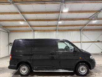 Coche accidentado Volkswagen Transporter 2.5TDI 96kW Automaat Navi Airco 2004/11