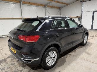 Volkswagen T-Roc 1.5TSI 110kW Automaat Style Business picture 5