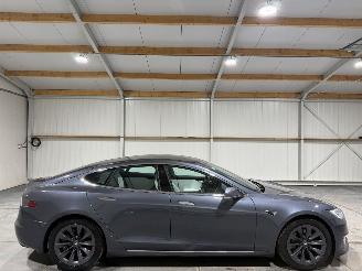skadebil auto Tesla Model S 100D 307kW AWD Luchtvering 2018/9
