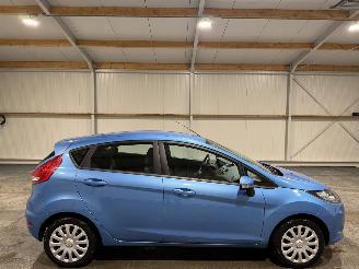 Schadeauto Ford Fiesta 1.25 limited 2010/1