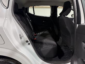 Dacia Sandero 1.0 TCE 90 Expression picture 35