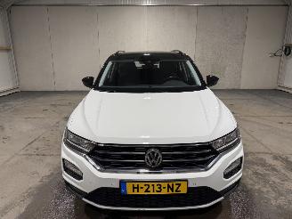 Volkswagen T-Roc 1.0TSI 85kW Camera Sport picture 4