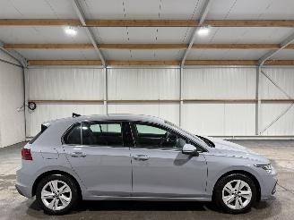 Vaurioauto  passenger cars Volkswagen Golf 1.5TSI 96kW Life Business 2022/10