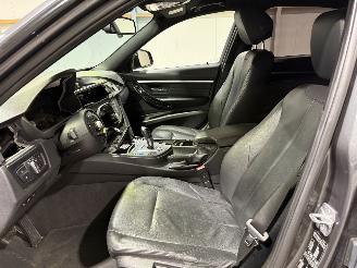 BMW 3-serie 320i 135kW Automaat Luxury Edition picture 13