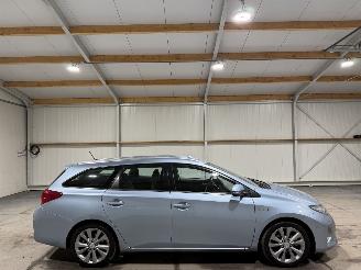 uszkodzony samochody osobowe Toyota Auris Touring Sports 1.8 Hybrid 73kW Automaat Executive 2013/7