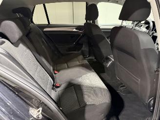 Volkswagen Golf 1.4TSI 103kW ACT Highline picture 22