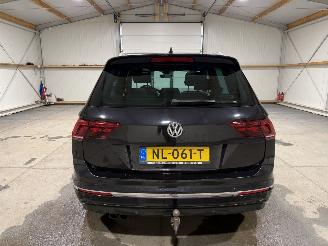 Volkswagen Tiguan 1.4TSI 110kW Automaat ACT Highline picture 7