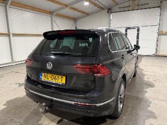 Volkswagen Tiguan 1.4TSI 110kW Automaat ACT Highline picture 6