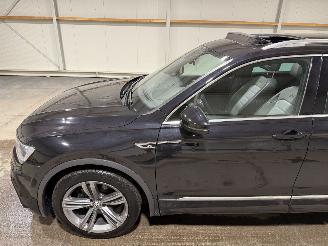 Volkswagen Tiguan 1.4TSI 110kW Automaat ACT Highline picture 13