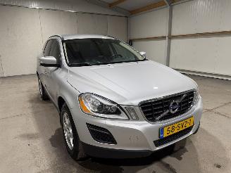 Volvo Xc-60 2.4D5 158kW Automaat AWD Momentum picture 3