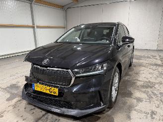 Skoda Enyaq 80kWh 150kW 80iV picture 10