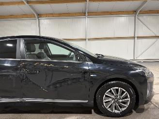 Hyundai Ioniq 38kWh 100kW Automaat Premium EV picture 14