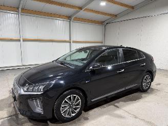 Hyundai Ioniq 38kWh 100kW Automaat Premium EV picture 9
