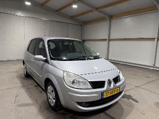 Renault Scenic 1.6-16V 83kW Privilege Comfort picture 3
