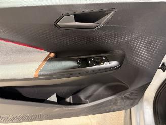 Cupra Born 63kWh 170kW Essential Limited picture 28