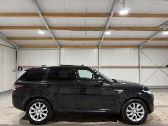 damaged passenger cars Land Rover Range Rover sport 3.0TDV6 190kW Automaat Luchtvering HSE Dynamic 2018/2
