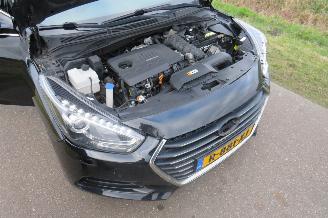 Hyundai I-40 1.7 CRDi I Catcher Premium Automaat  140pk  Camera Leer Navigatie [ nieuwe model picture 18