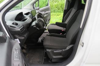 Peugeot Partner 1.5 HDi Airco Navigatie  Schuifdeur  2023-10  70.000km picture 11