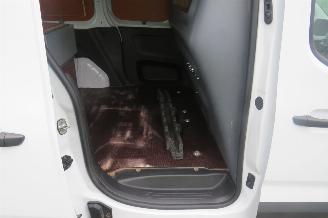 Peugeot Partner 1.5 HDi Airco Navigatie  Schuifdeur  2023-10  70.000km picture 16
