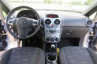 Opel Corsa 1.2 16v Berlin  31.000km nap !!!!!! Airco 5 Drs Parkeerschade [ van opa Geweest picture 8