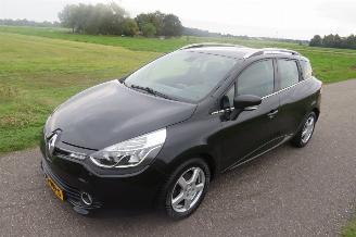 Coche accidentado Renault Clio 1.5 DCI  90pk Euro 6 Night&Day  topstaat Camera Navigatie Stoelverwarming 2014/10