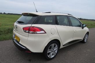 krockskadad bil auto Renault Clio 1.5 DCI Eco Expression   205.000km nap Navigatie Airco  2015 Topstaat 2015/12