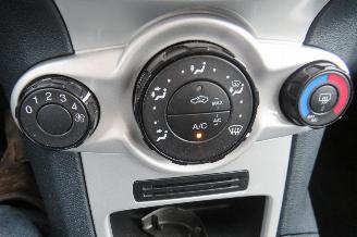 Ford Fiesta 1.6 TDCI  98.000km!!!!!! Nap [ Nergens te koop  96.000km  nap 2011 Airco 5drs titainum picture 21