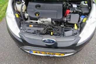 Ford Fiesta 1.6 TDCI  98.000km!!!!!! Nap [ Nergens te koop  96.000km  nap 2011 Airco 5drs titainum picture 15