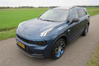 Lynk & Co 01 1.5  180pk Automaat 59.000km  Hybride Benzine Elektrisch 180 pk Camera Navigatie picture 13