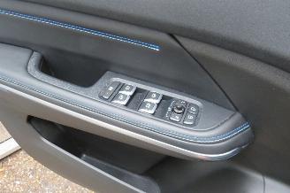 Lynk & Co 01 1.5  180pk Automaat 59.000km  Hybride Benzine Elektrisch 180 pk Camera Navigatie picture 21