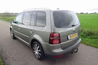 Volkswagen Touran 14 TSi 170pk Automaat   Highline Busines 226.000km [ splinter nieuwe Distrubitie picture 1