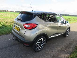 skadebil auto Renault Captur 12 TCE 120pk Dynamique Automaat!!!! 146.000km  navigatie Airco 2014 topstaat 2014/4