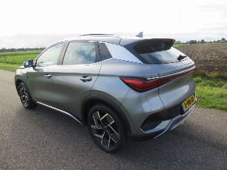 krockskadad bil auto BYD Atto 3 Design 60 Suv  12-2022  Elektrisch Suv Leer camera [ auto loopt en rijd 2022/12