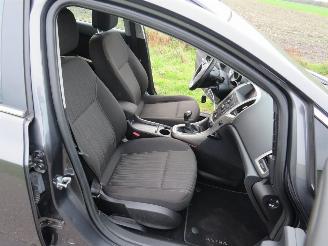 Opel Astra SPORTS TOURER 1.4 Turbo Edition  120pk Navigatie [ schadevrij  2011 picture 22