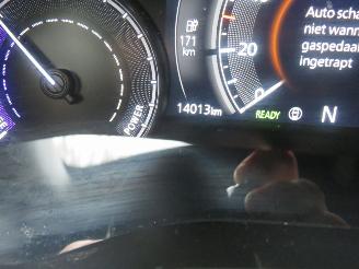 Mazda MX-30 SKY Activ Automaat  Elektrisch 14.000km 2023 Makoto  Camera Navigatie  leer  [splinternieuw picture 9