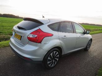 Ford Focus 1.0 101 pk Eco Boost  5drs Navigatie Airco  2013 picture 5