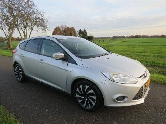 Ford Focus 1.0 101 pk Eco Boost  5drs Navigatie Airco  2013 picture 2