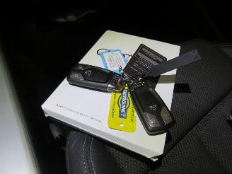 Audi A4 Avant 3.5  2.0 TFSI  150PK  Automaat 39.000km nap Electrich / Benzine Euro 6 S- Edition leer camera 2024 picture 5